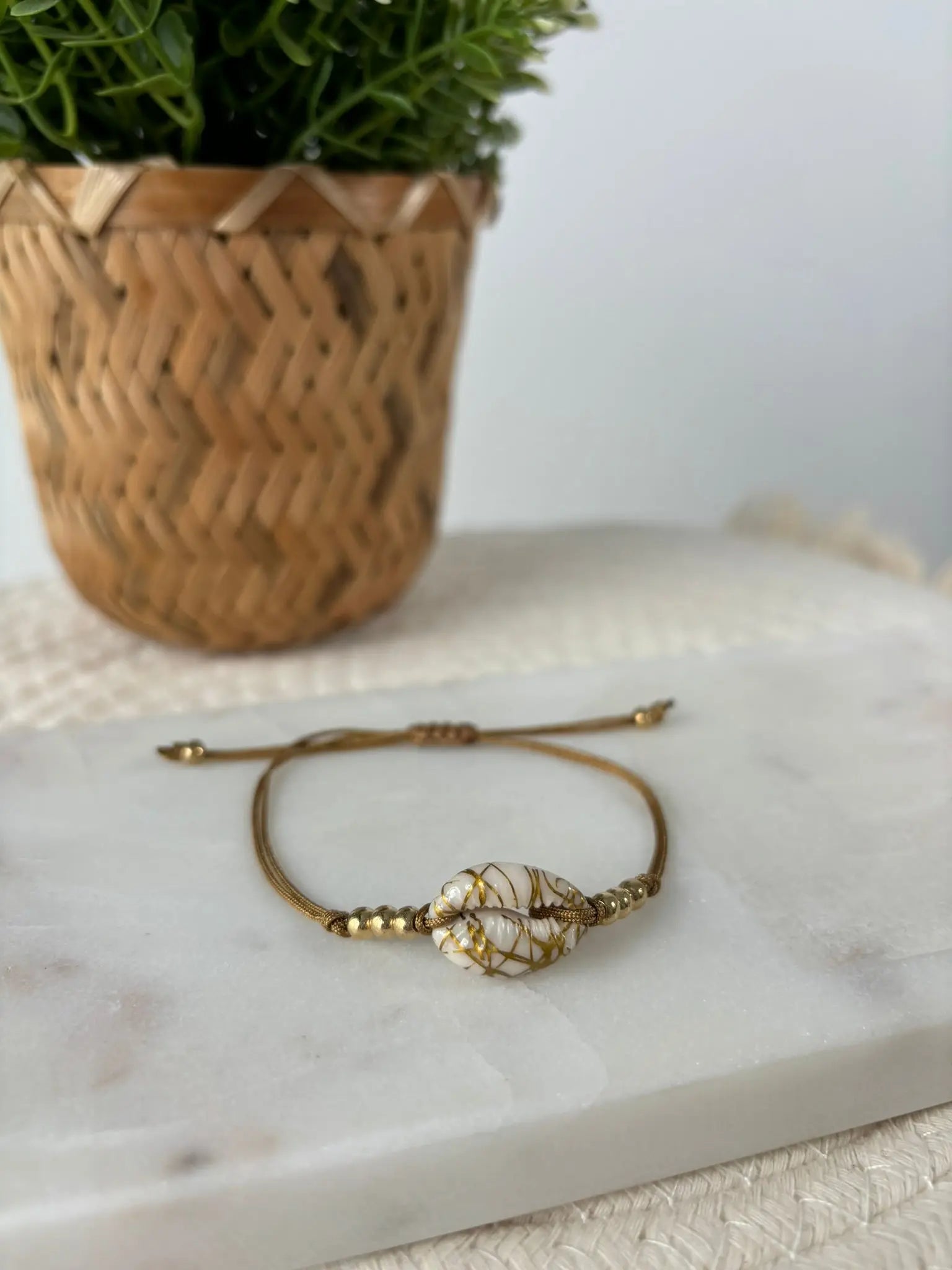 Bracelet doré coquillage DS.Sélection