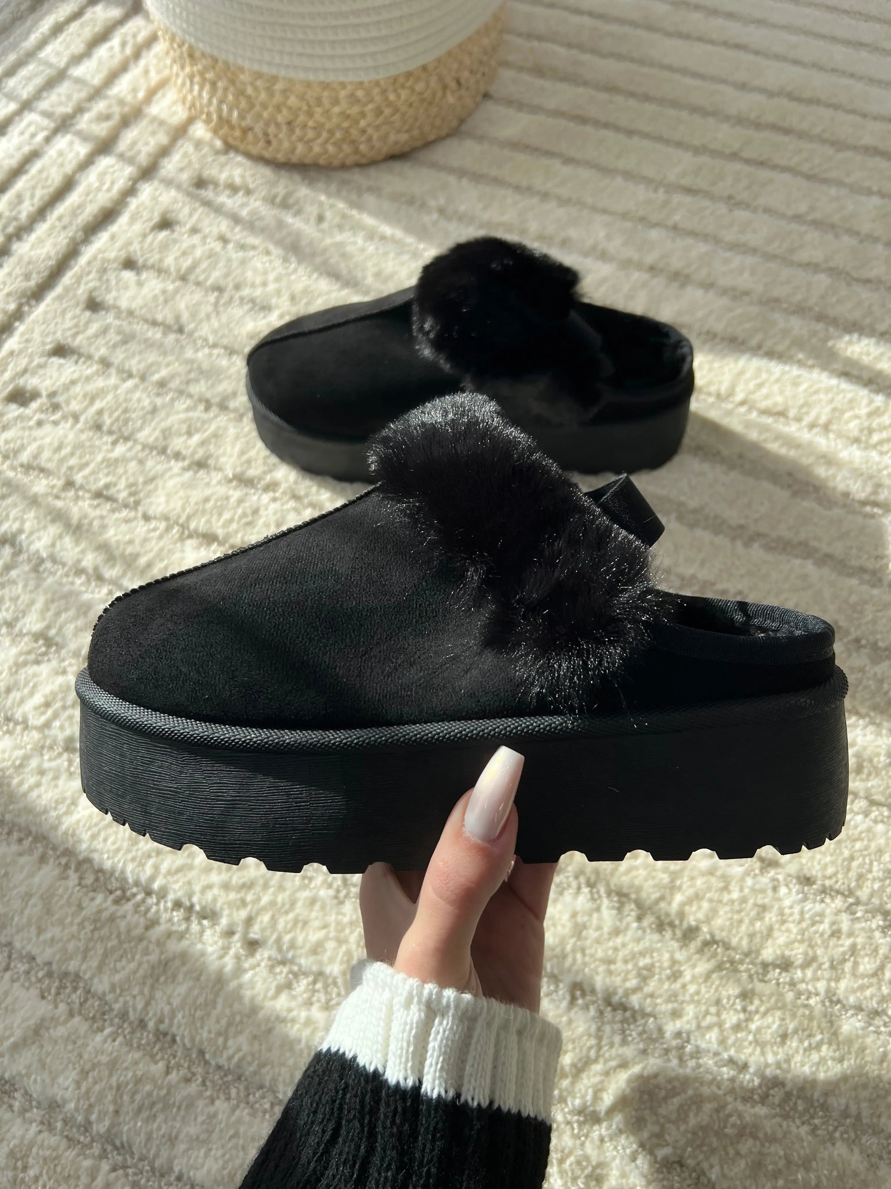 Mules fourrure noir DS.Sélection