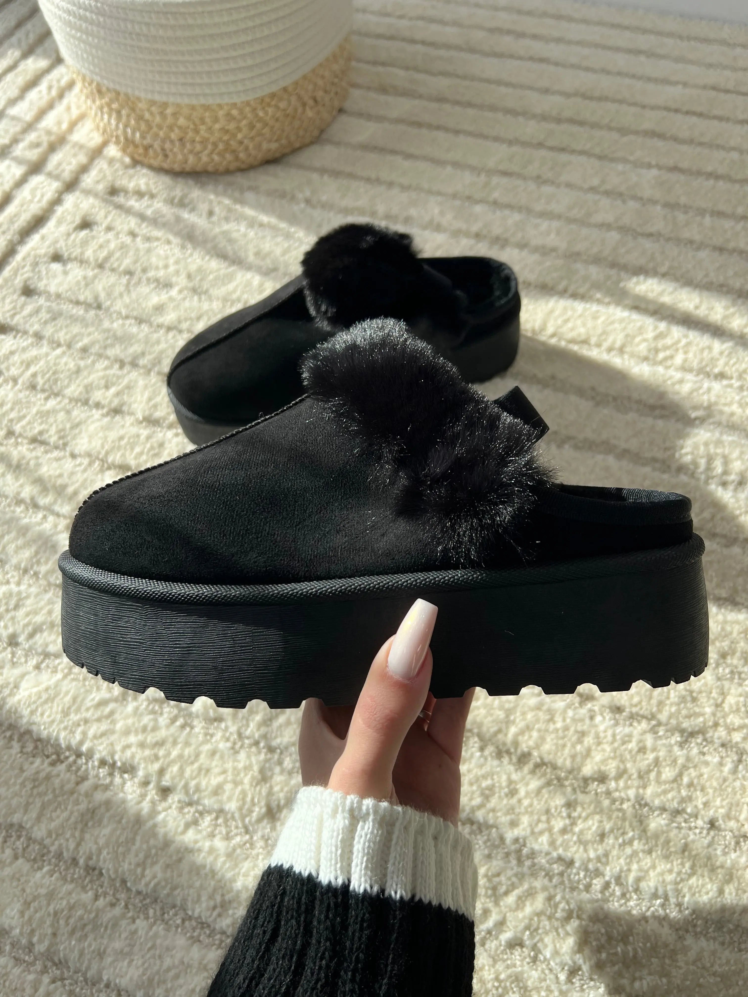 Mules fourrure noir DS.Sélection