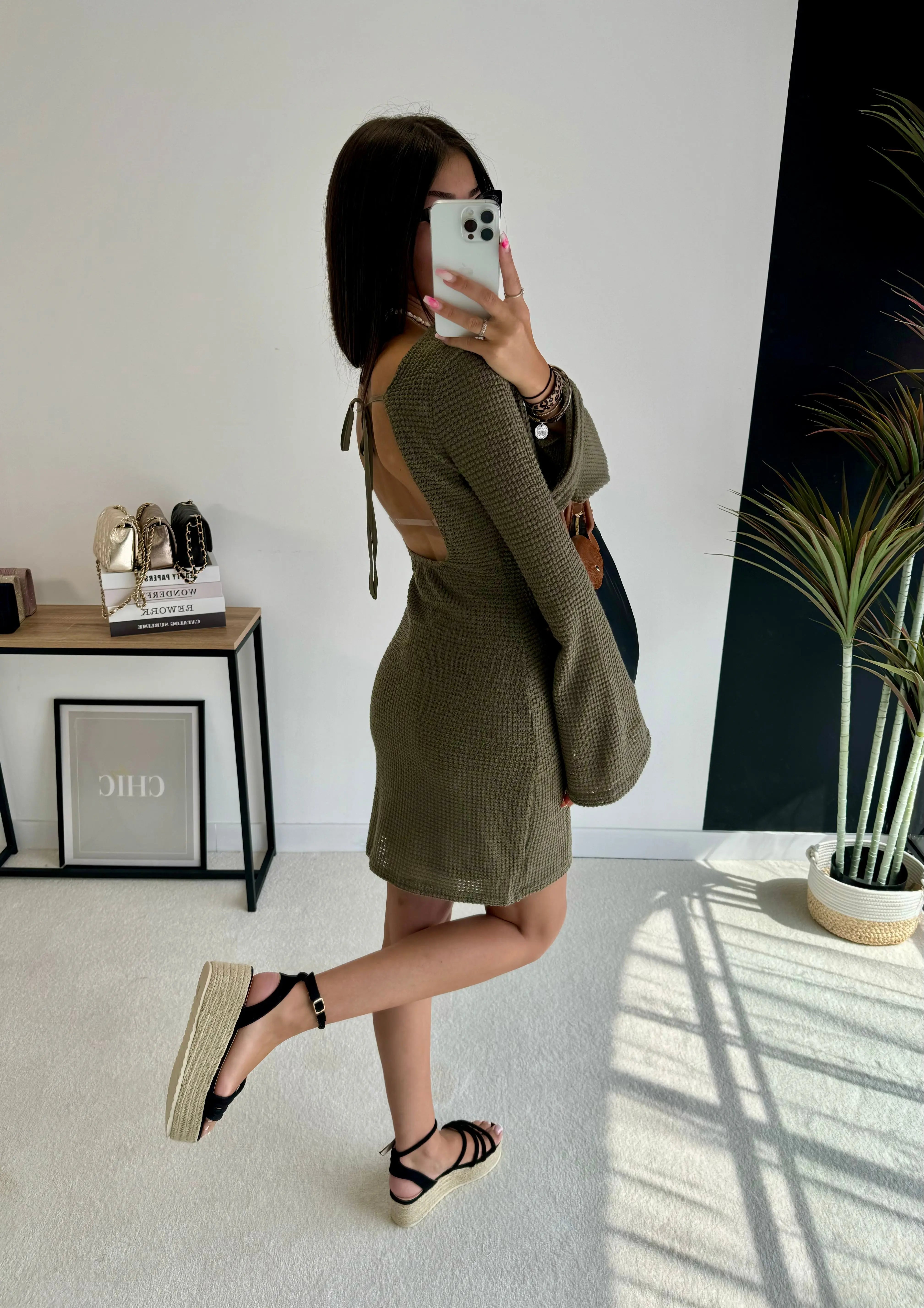 Robe kaki dos nu DS.Sélection
