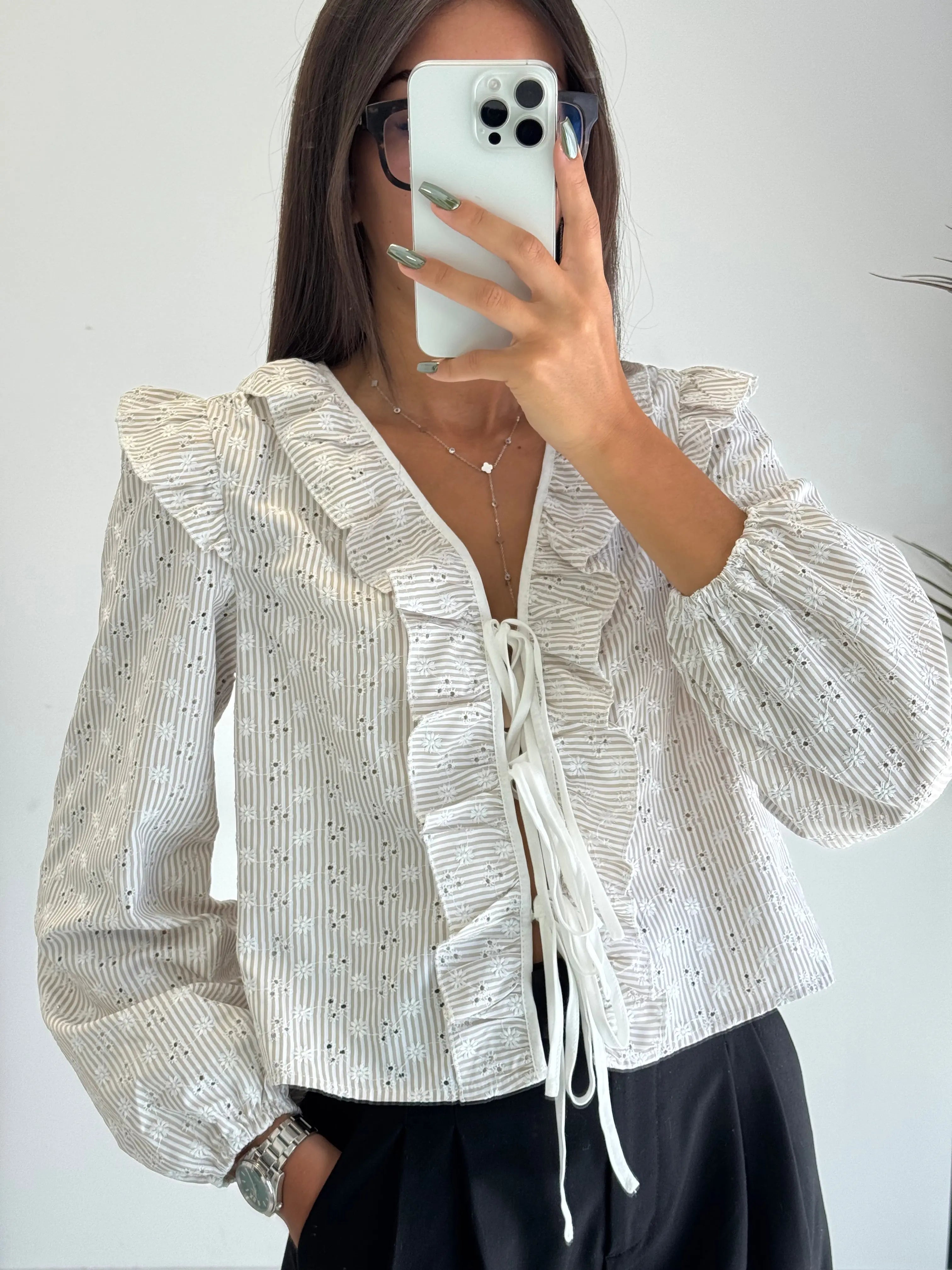Blouse taupe à fleurs DS.Sélection