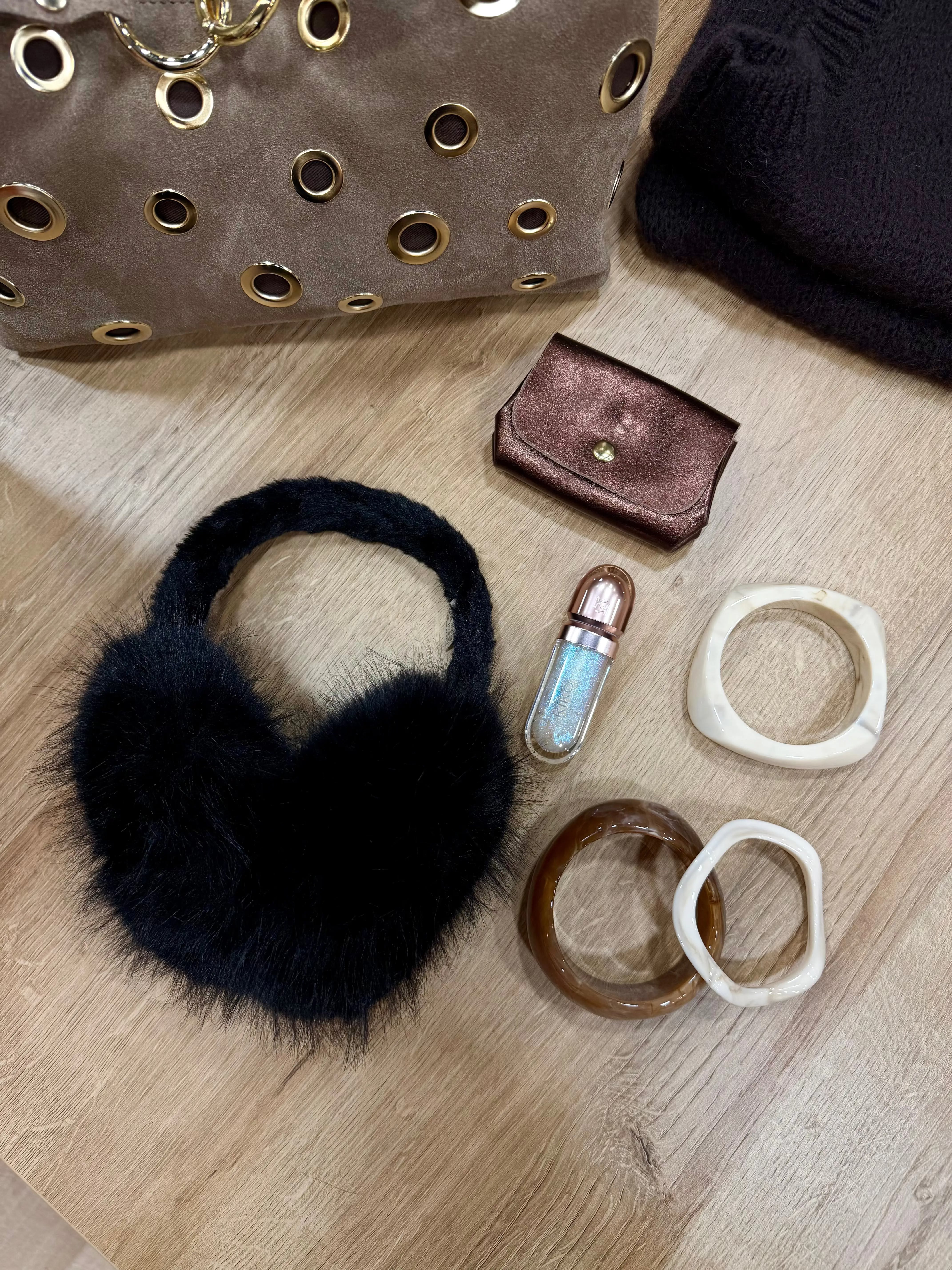 Cache oreilles DS.Sélection