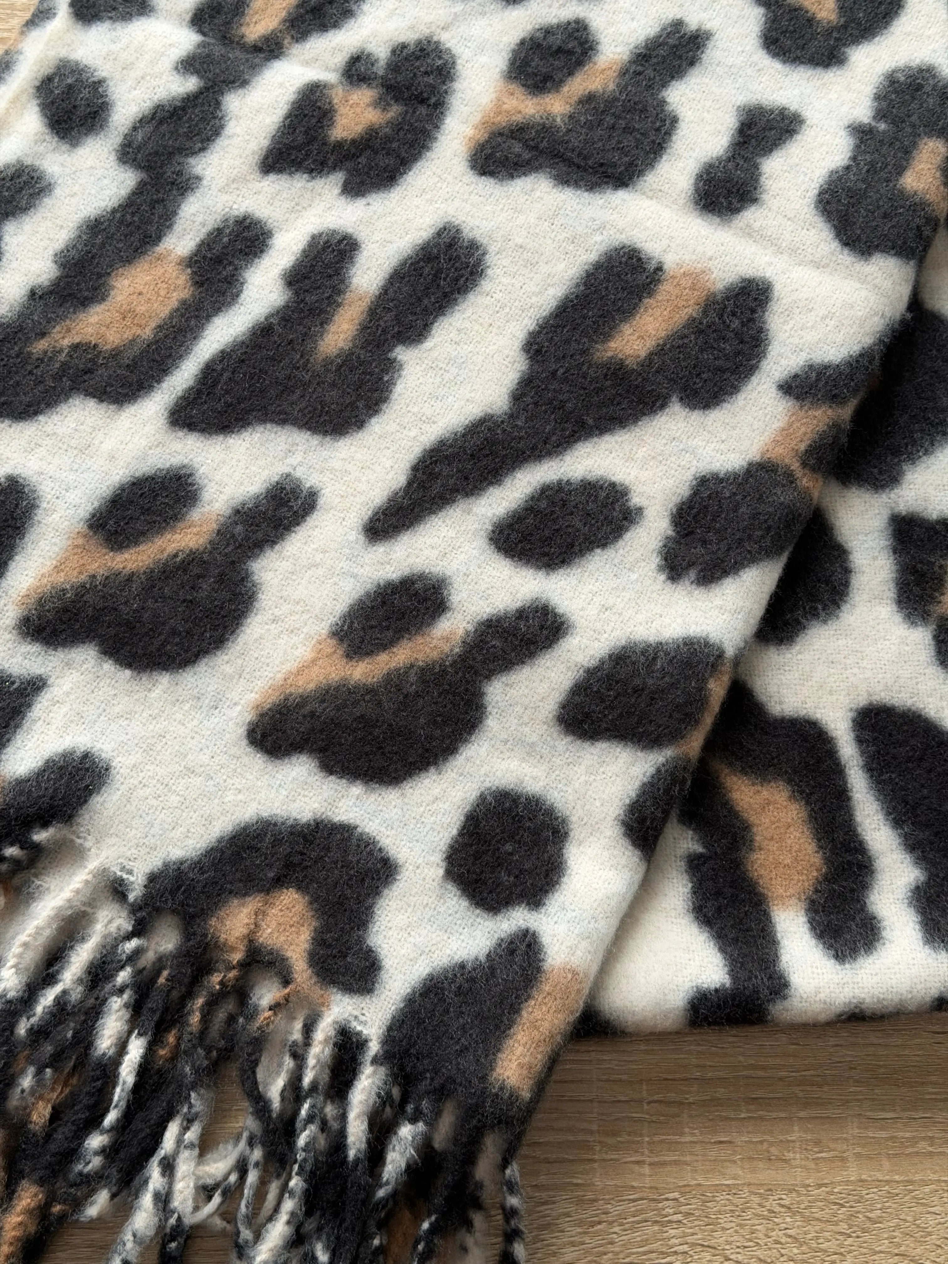 Echarpes léopard DS.Sélection