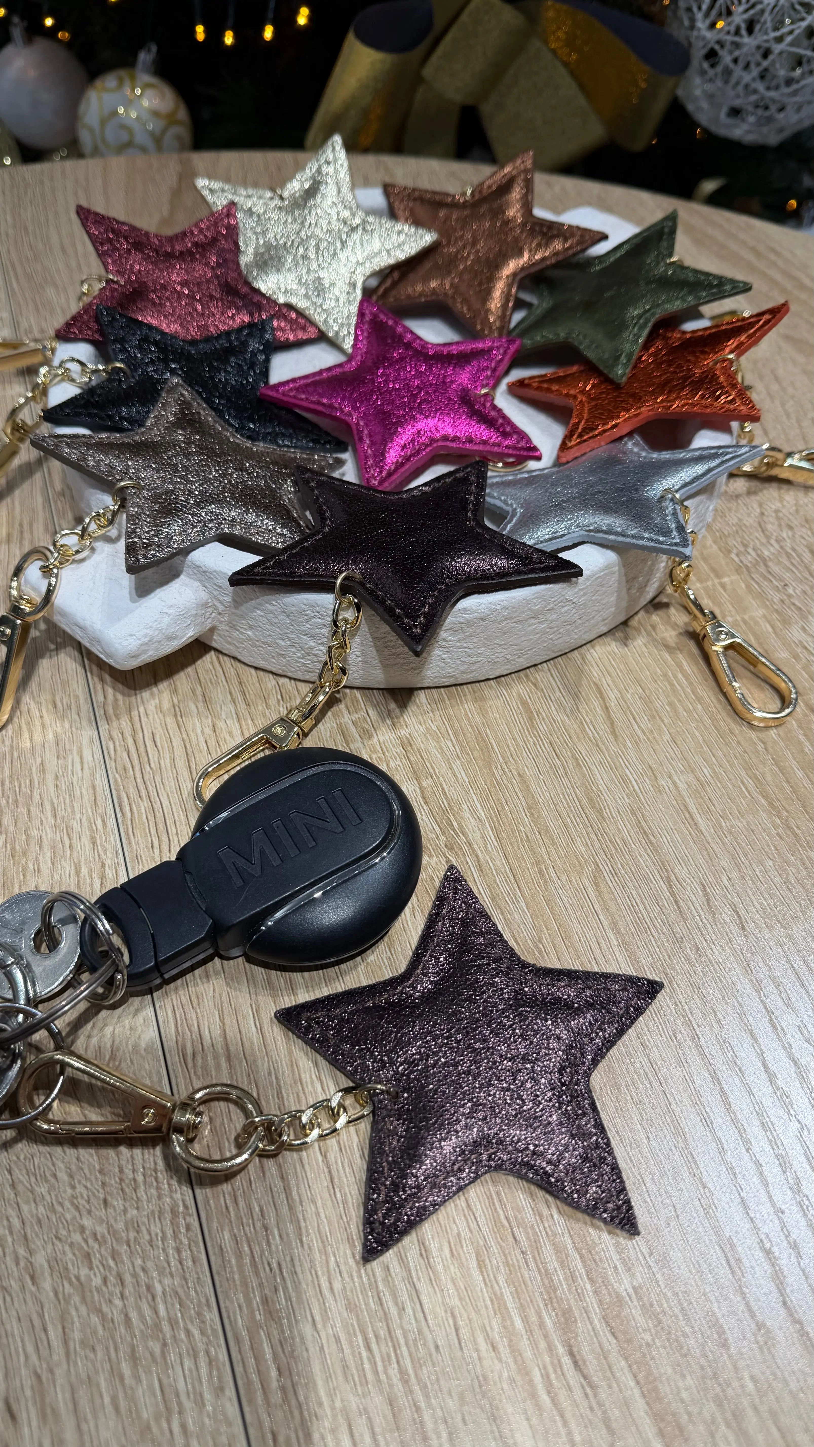 Porte-clé étoile en cuir DS.Sélection