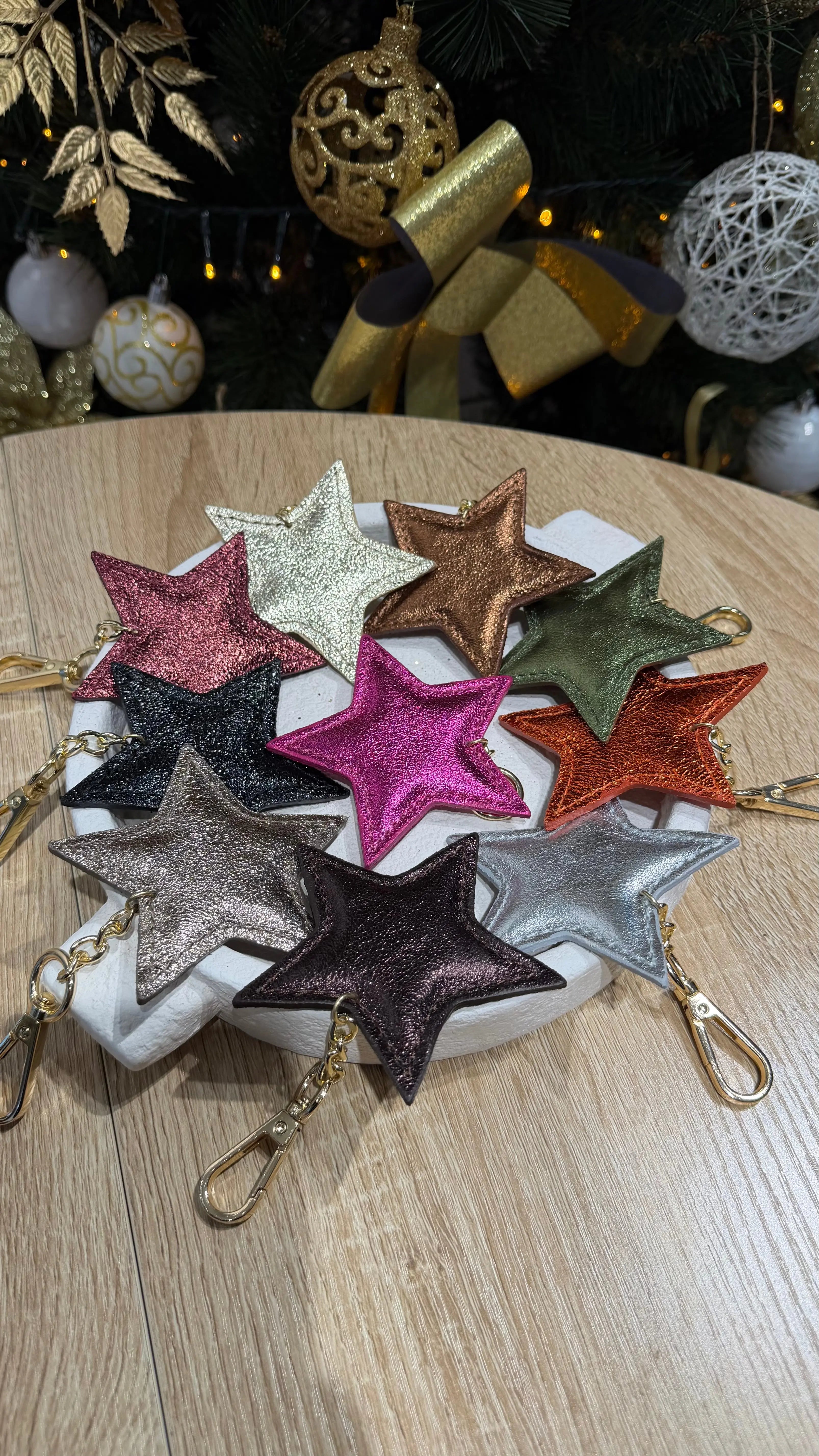 Porte-clé étoile en cuir DS.Sélection